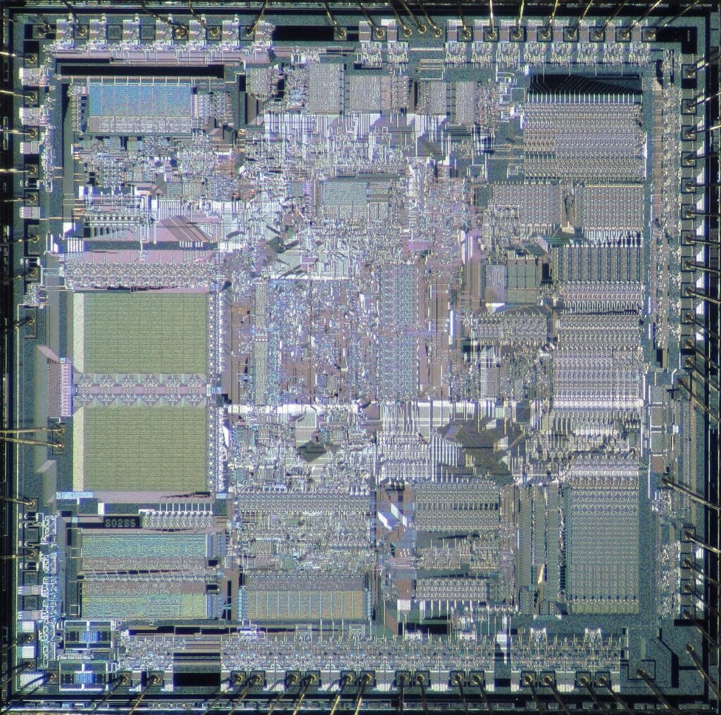 The Intel 80286: The Chip That Made the PC Grow Up—and Sparked the AT Era | 1280px Intel 80286 die